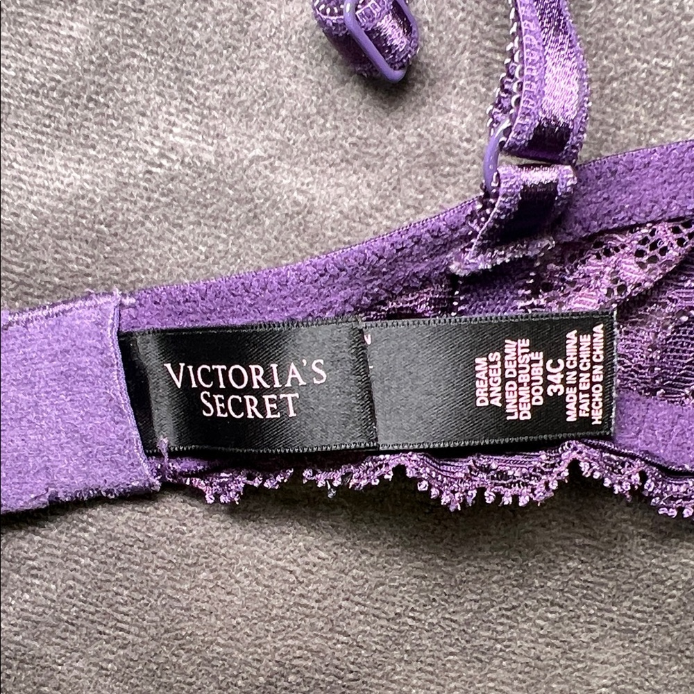 Victoria's Secret Deep Purple Dream Angels Lace / Lined Demi Underwire Bra 34C - Picture 2 of 10
